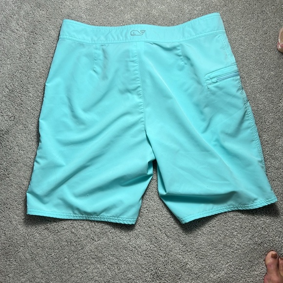 🩳🩳🩳 Vinyard Vines Swim Trunks - Picture 2 of 3